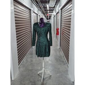Vintage Y2K Fairycore Goth Green Velvet Long Sleeve Mini Fit & Flare Dress M
